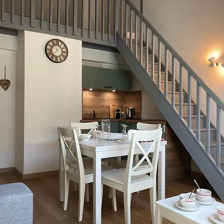 2 Avec Mezzanine Lejlighed